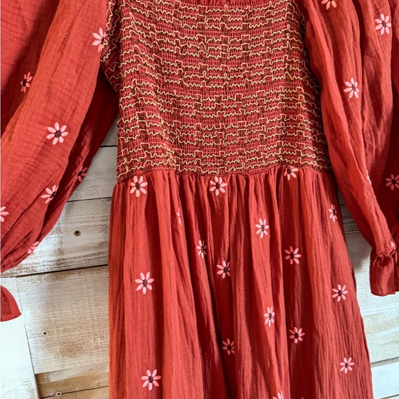 Embroidered maxi - Picture 2 of 3